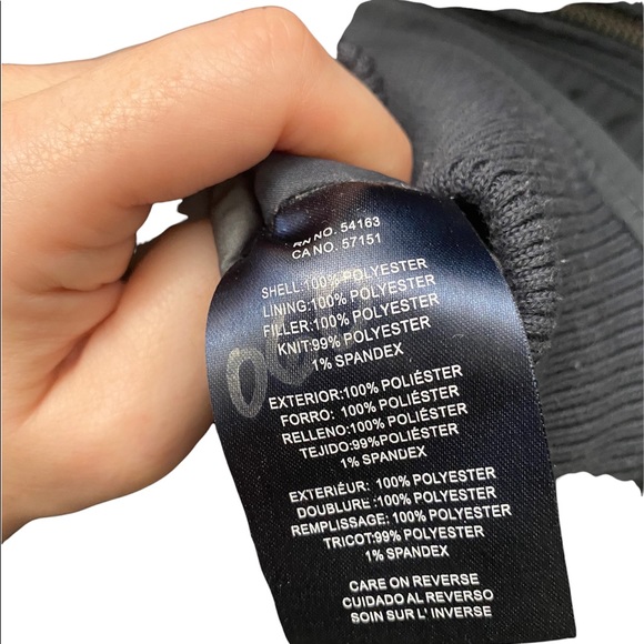 Tommy Hilfiger Men's Four-Pocket Filled Performance Bomber Jacket Navy Small - Picture 6 of 11